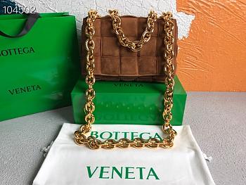 Bottega Veneta | Chain Cassette Velvet Brown - 631421 - 26x18x8cm