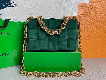 Bottega Veneta | Chain Cassette Velvet Dark Green - 631421 - 26x18x8cm