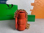 Bottega Veneta | Chain Cassette Velvet Orange - 631421 - 26x18x8cm - 4