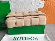 Bottega Veneta | Chain Cassette Velvet Beige - 631421 - 26x18x8cm - 6