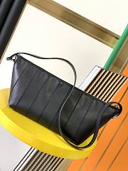 YSL | Crossbody Black Bag - 667490 - 15x36x14.5cm - 5