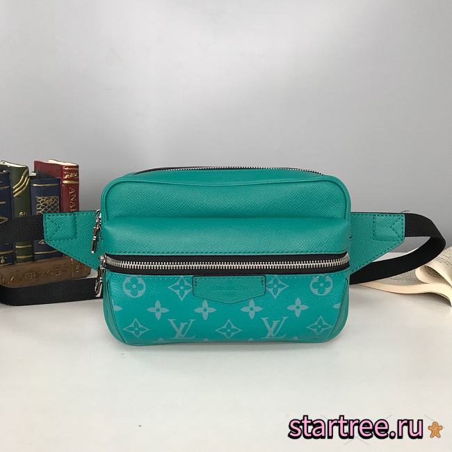 Louis Vuitton | Outdoor Bumbag Green - M30245 - 21 x 17 x 5 cm - 1