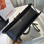 Chanel | Boy handbag Black Hardware - A67086 - 5