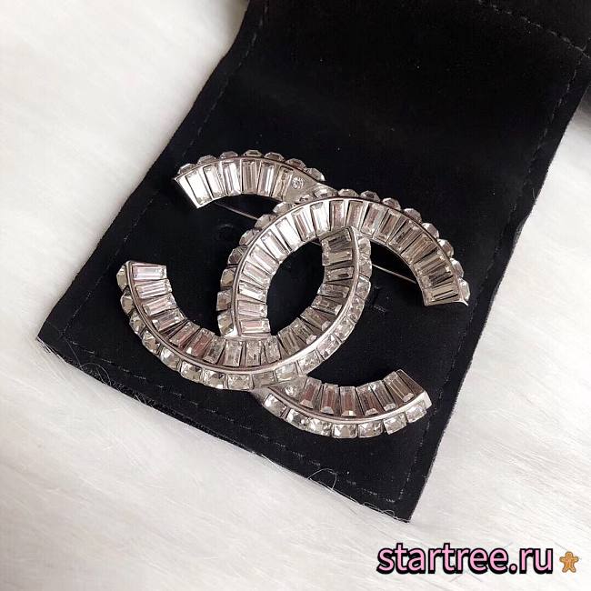 Chanel Silver Brooch 01 - 1