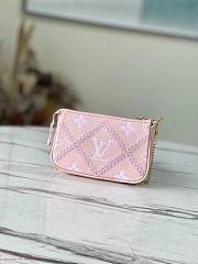 Louis Vuitton | Mini Pochette Accessoires M81140 Pink 15.5 x 10.5 x 4cm - 1