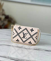 Louis Vuitton | Mini Pochette Accessoires M81140 Cream 15.5 x 10.5 x 4cm - 5