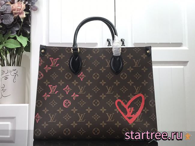 Louis Vuitton | OnTheGo Fall In Love MM M45888  - 1