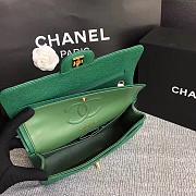 Chanel | Classic Flap Bag Golden Hardware Caviar A01113 Green 25cm - 5