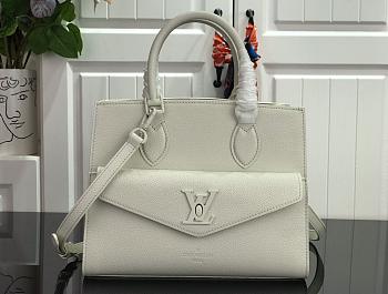 Louis Vuitton | Lockme Monochrome Tote PM - M55817 White