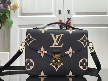 Louis Vuitton | Pochette Metis Handbag M45596 Black