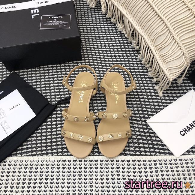 Chanel | Lady Sandal Black A4723 Yellow - 1