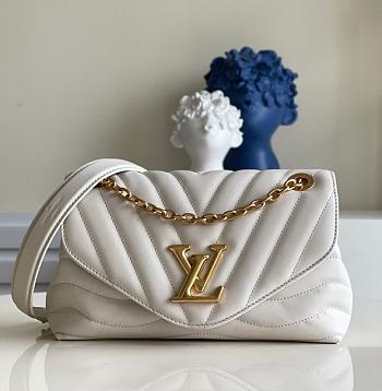 Louis Vuitton | New Wave Chain Bag - M58549 - 24x14x9cm