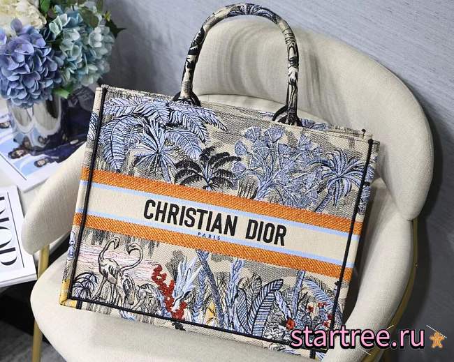 Dior | Book Tote Bag Coconut Forest 40.5cm - 1