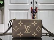 Louis Vuitton | Double Zip Pochette M80084  - 1