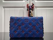 Louis Vuitton | Coussin M80742 Blue 20x14x8cm - 5