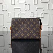 Louis Vuitton | Toiletry Pouch M47544YD - 1