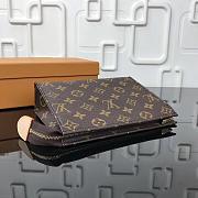 Louis Vuitton | Toiletry Pouch M47544YD - 3