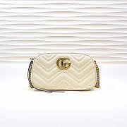 Gucci | GG Marmont Small Matelassé Shoulder Bag 447632 White   - 1