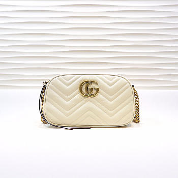 Gucci | GG Marmont Small Matelassé Shoulder Bag 447632 White  
