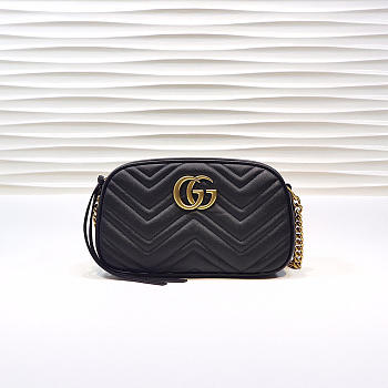 Gucci | GG Marmont Small Matelassé Shoulder Bag 447632 Black