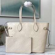 Louis Vuitton | Neverfull MM Creme Monogram M45686  - 1