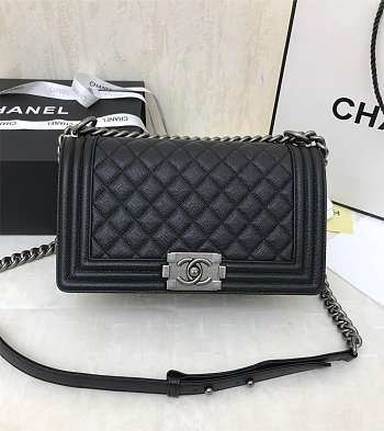 Chanel | Quilted Caviar Medium Boy Bag Black