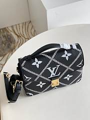 Louis Vuitton | Pochette Metis Handbags Black M46028  - 4