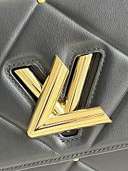 Louis Vuitton | Twist MM Handbag M50282 - 6