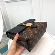 Louis Vuitton | Locky BB M44141 - 2