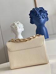 Louis Vuitton | Twist MM Handbag M59896 White - 3