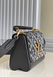 Louis Vuitton | Twist MM Handbag M57442 - 6
