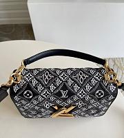 Louis Vuitton | Twist MM Handbag M57442 - 4