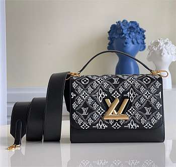 Louis Vuitton | Twist MM Handbag M57442
