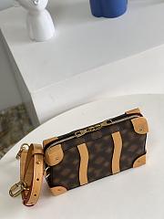 Louis Vuitton | Soft Trunk M81580 - 5