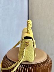 Louis Vuitton | Twist MM Handbag M58688 Yellow - 6