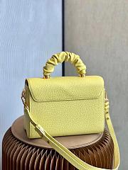 Louis Vuitton | Twist MM Handbag M58688 Yellow - 3