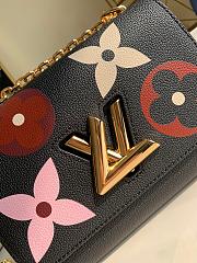 Louis Vuitton | Twist MM Handbag M57057 - 5