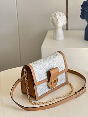 Louis Vuitton | Dauphine MM Bag M59483 - 4