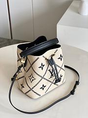 Louis Vuitton | NÉONOÉ BB Bucket Bag M46023 - 3