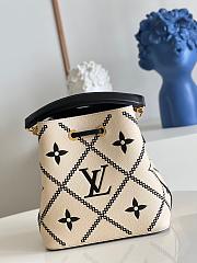 Louis Vuitton | NÉONOÉ BB Bucket Bag M46023 - 4