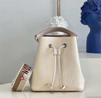 Louis Vuitton | NÉONOÉ BB Bucket Bag M53610 Cream