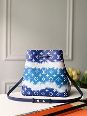Louis Vuitton | Escale NÉONOÉ MM Bucket Bag M45126 - 6