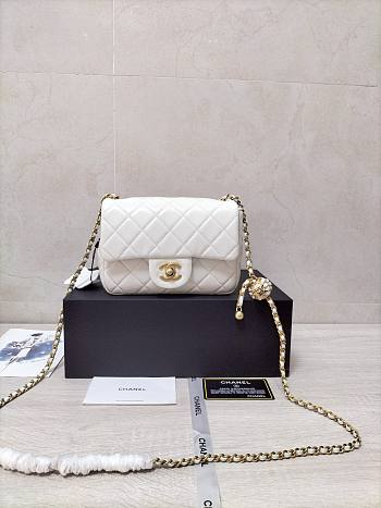 Chanel Gold Ball bag mbskin White