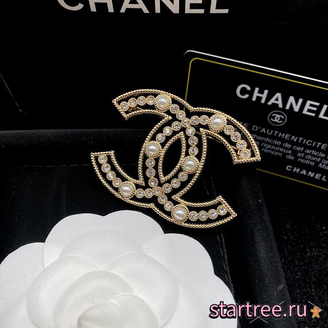 CHANEL | Brooch pearl double C-shaped 3 - 1