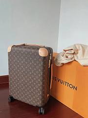 Louis Vuitton Travel box—53cm*38*cm*21cm - 4