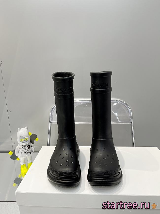 Balenciaga Boots In Black - 1