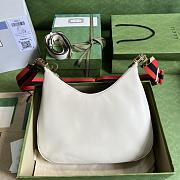 Gucci Attache Large Shoulder Bag In White - 5