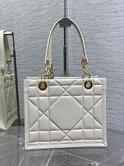  DIOR Medium Essential Tote Bag White Archicannage Calfskin-26.5*28*17cm - 1