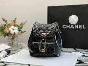 CHANEL BAKCPACK Black 140318B-18x18x12cm - 1