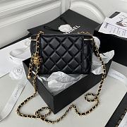 Chanel 2020 SS Cosmetic Bag Black-17cm - 2